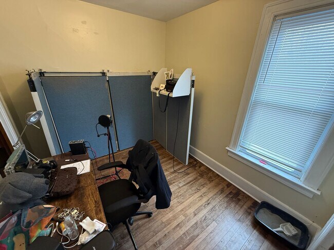 Building Photo - 2768-70 N. Booth St.