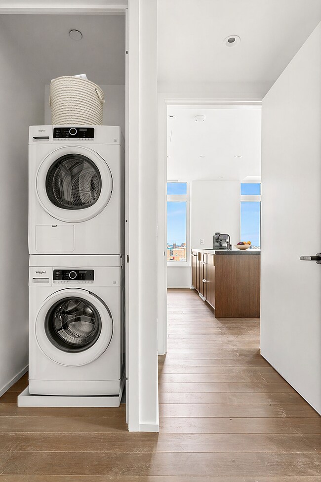 Building Photo - 543 W 122nd St