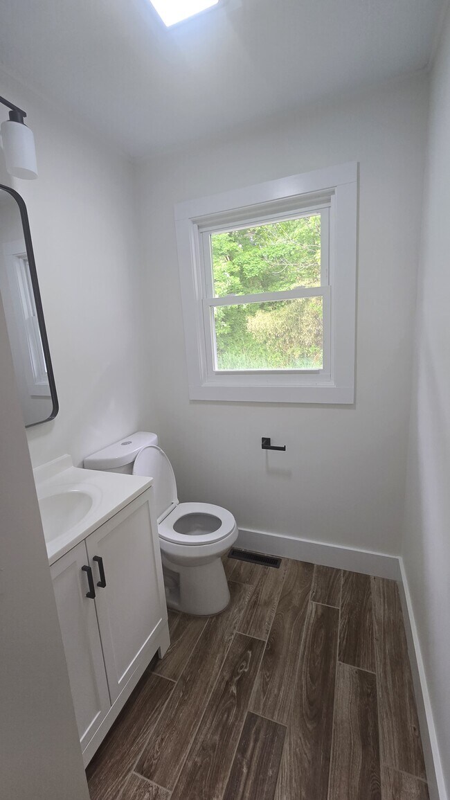 Building Photo - Greenwood Lake Owenrs LLC