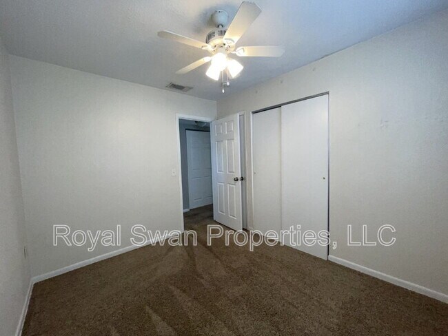 Building Photo - 1644 Tangerine St