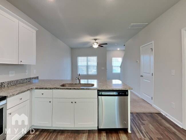 Building Photo - 116 Chandler Ct