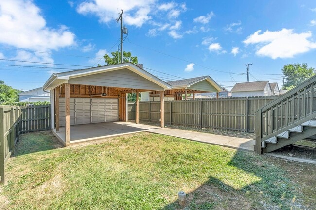 Building Photo - 4 BR with amenities in The Nations~