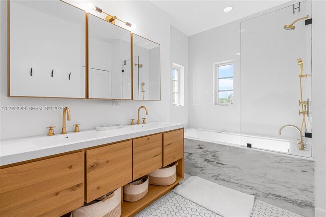 Building Photo - 375 Plymouth Rd