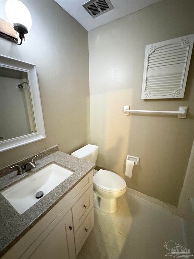 Building Photo - 6740 Bunker Hill Cir