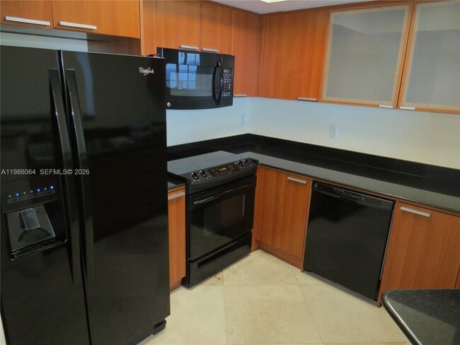 Building Photo - 16699 Collins Ave