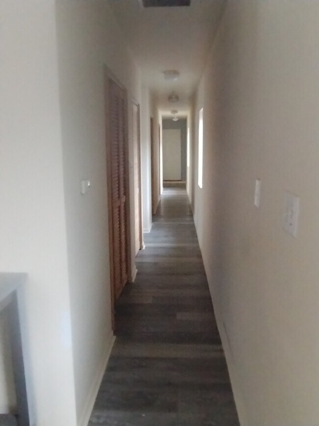 Building Photo - 6955 S Normal Blvd