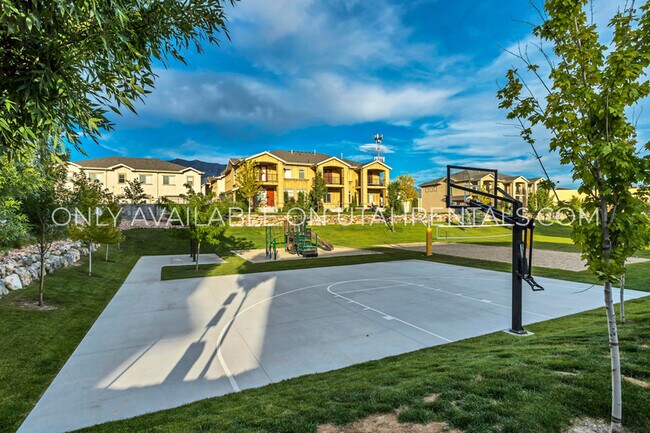 Building Photo - 1081 W 993 N