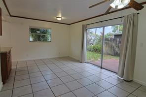 Building Photo - 6636 SW 41st St