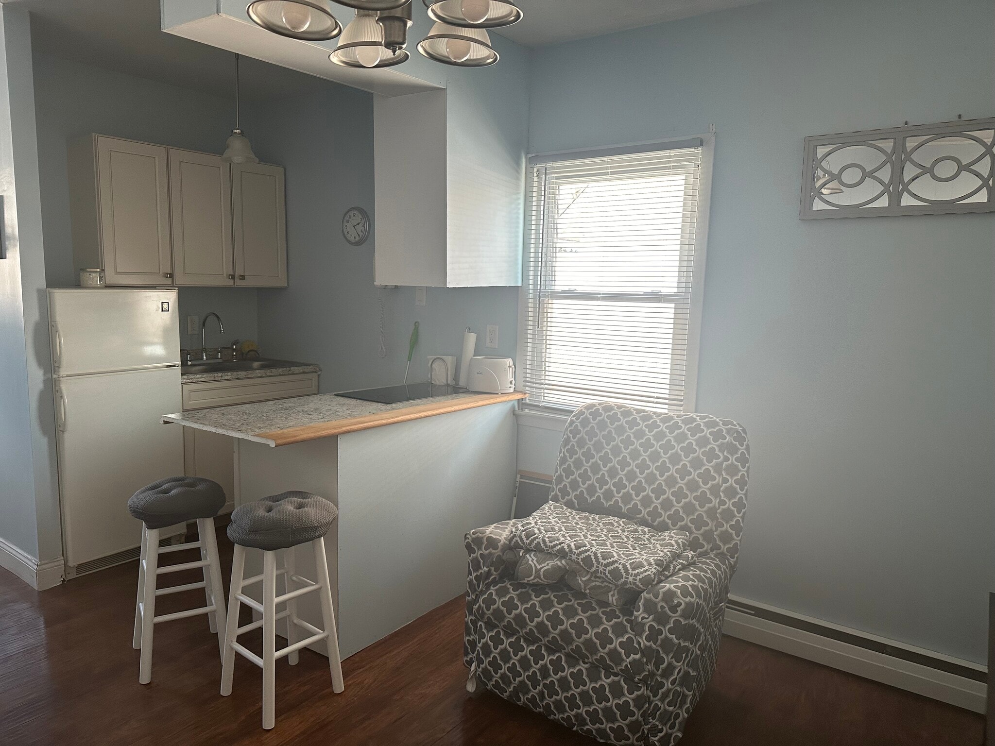 Building Photo - 8 Bunting Ln