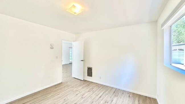 Building Photo - Nicely Updated Country Two-Story Home in t...