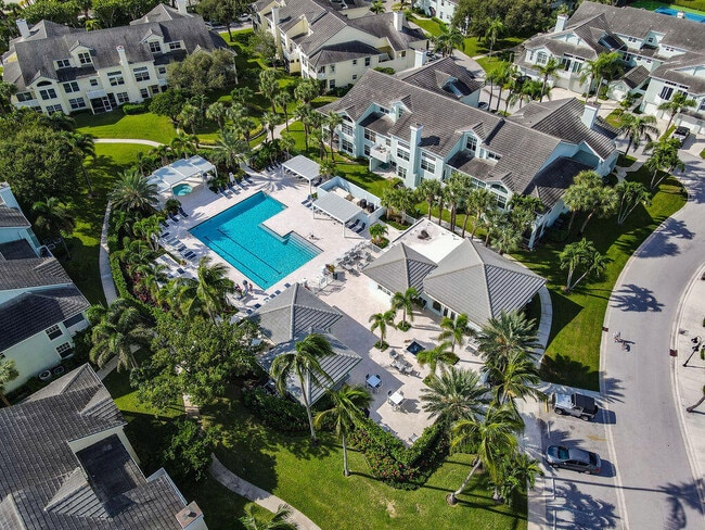 Building Photo - 2074 Mainsail Cir