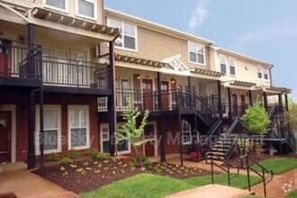 Building Photo - 1615 Elmwood Ct