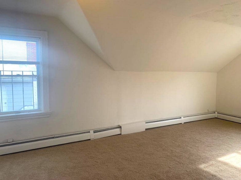 Building Photo - 78 Preston St