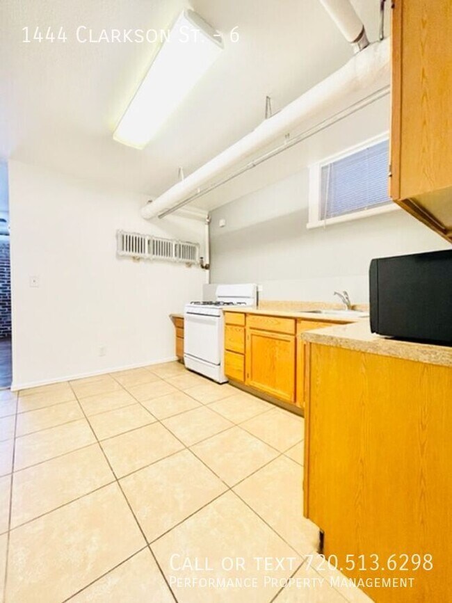 Building Photo - 1444 N Clarkson St