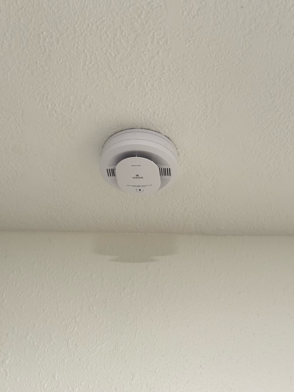 Building Photo - 1432 Park Ave NE