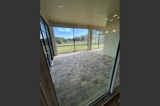 Building Photo - 307 W Redsox Path