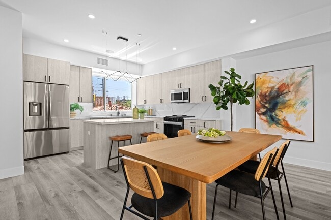 Building Photo - Stunning brand-new 3 Bedroom 4 Bathroom townhouse with private garage and rooftop balcony!