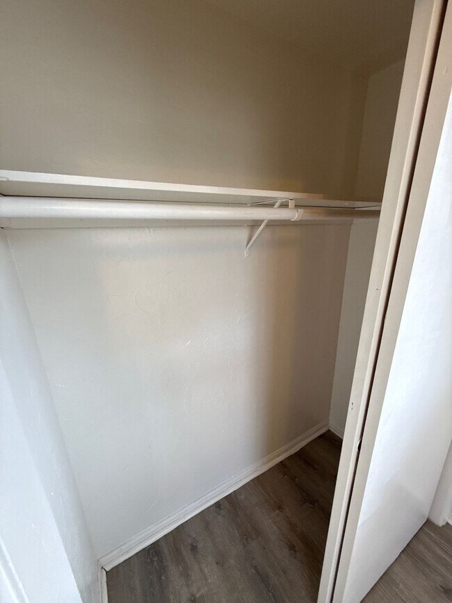 Building Photo - 1594 Tripp St SE