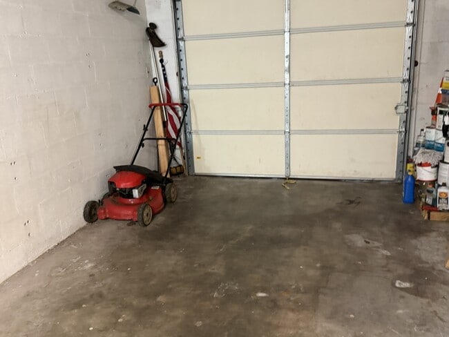 Building Photo - 3009 Oberlin Ave