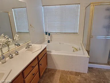 Building Photo - 7620 Hartwell Dr