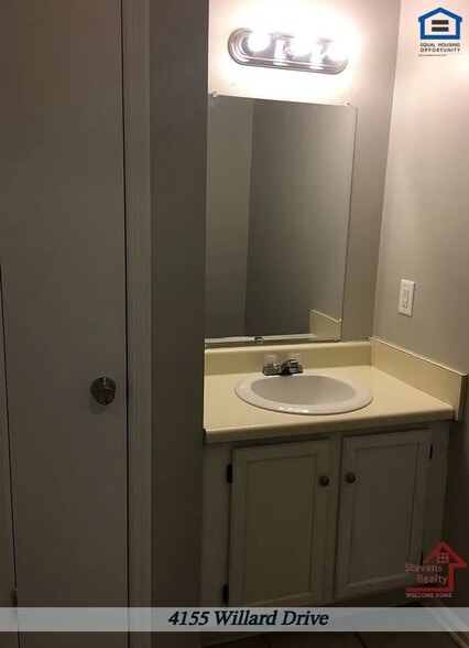 Building Photo - 4155 Willard Dr