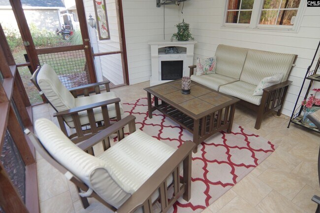 Building Photo - 1331 Camping Rd