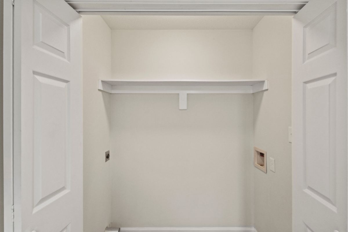 Building Photo - 424 Ridgefield Ave