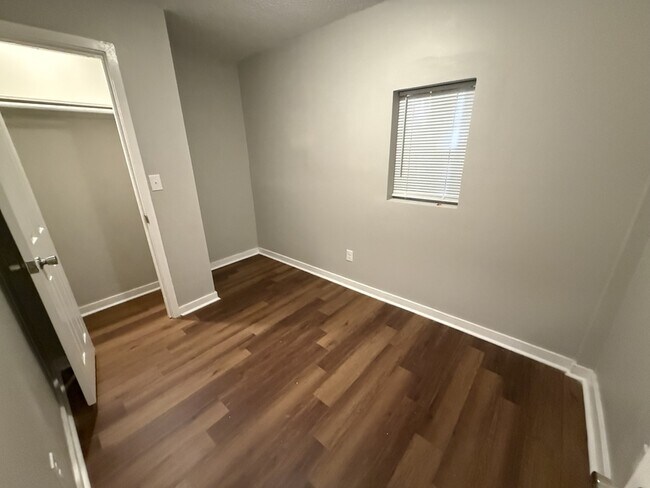 Building Photo - 540 Harahan Rd