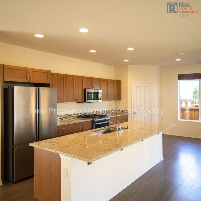 Building Photo - Beautiful 2 Bed Rambler! 55+ Community!