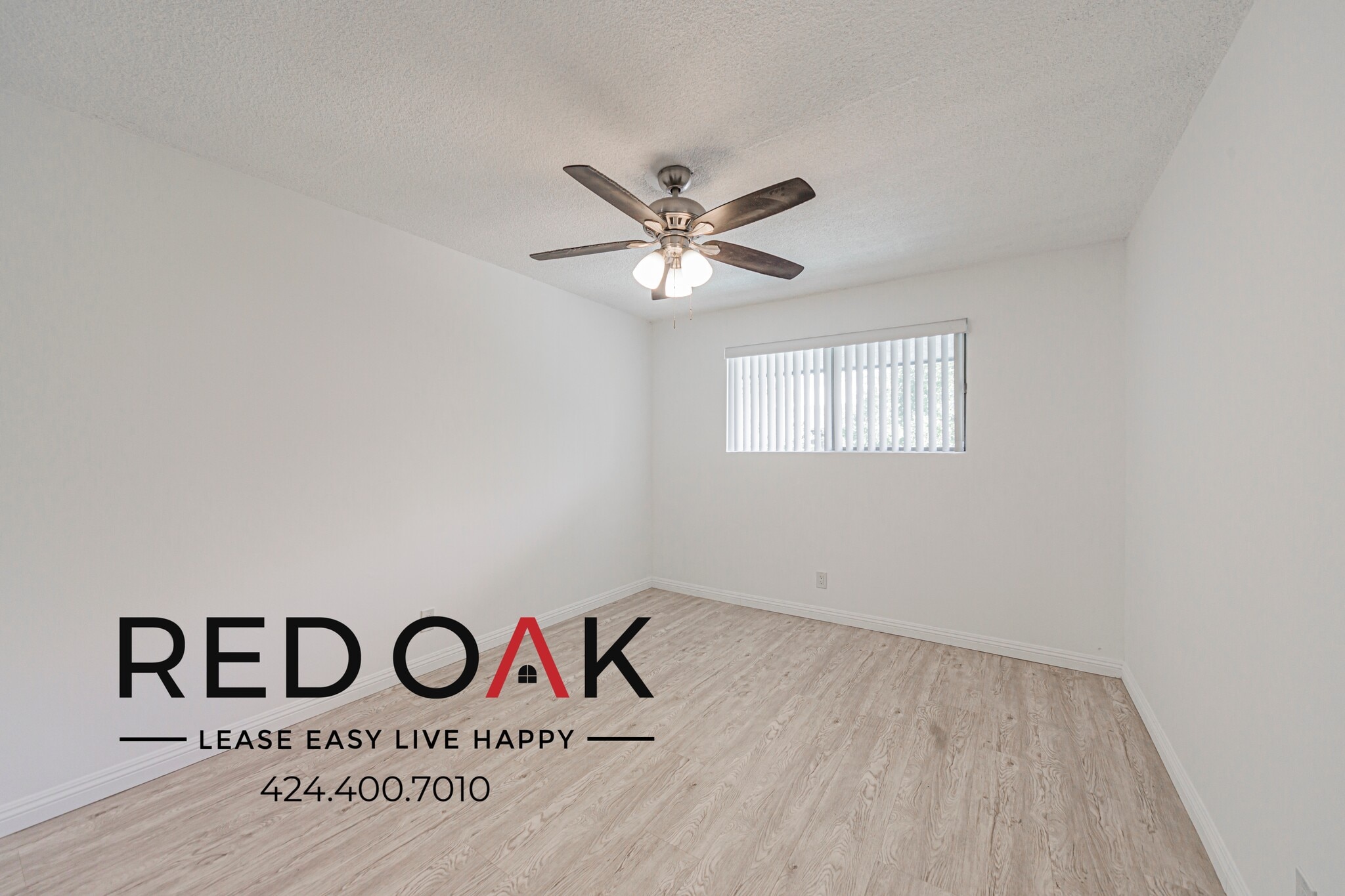 Building Photo - 12737 Moorpark St