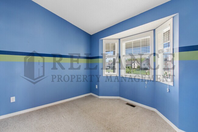 Building Photo - 5911 Hartford Dr