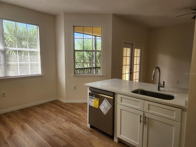 Building Photo - 10873 Windsor Walk Dr