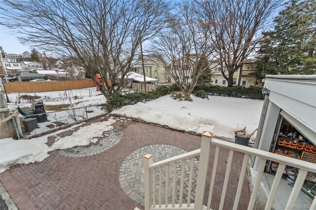 Building Photo - 81 N Washington St