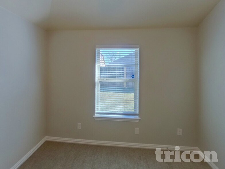 Building Photo - 8405 Weeping Cherry Ln