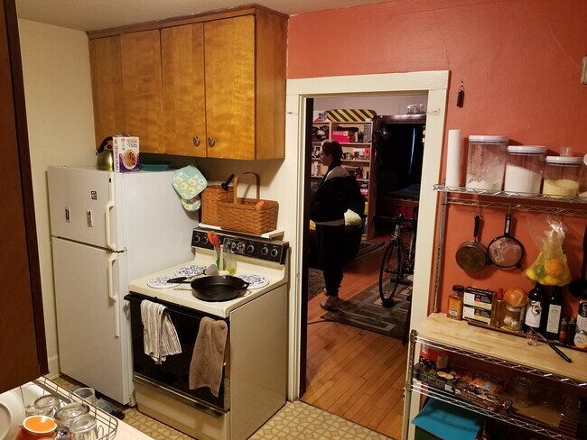 Full kitchen. - 312 W Wilson St