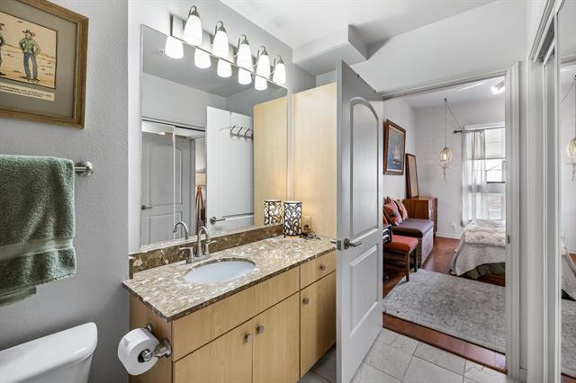 Building Photo - 3225 Turtle Creek Blvd Blvd