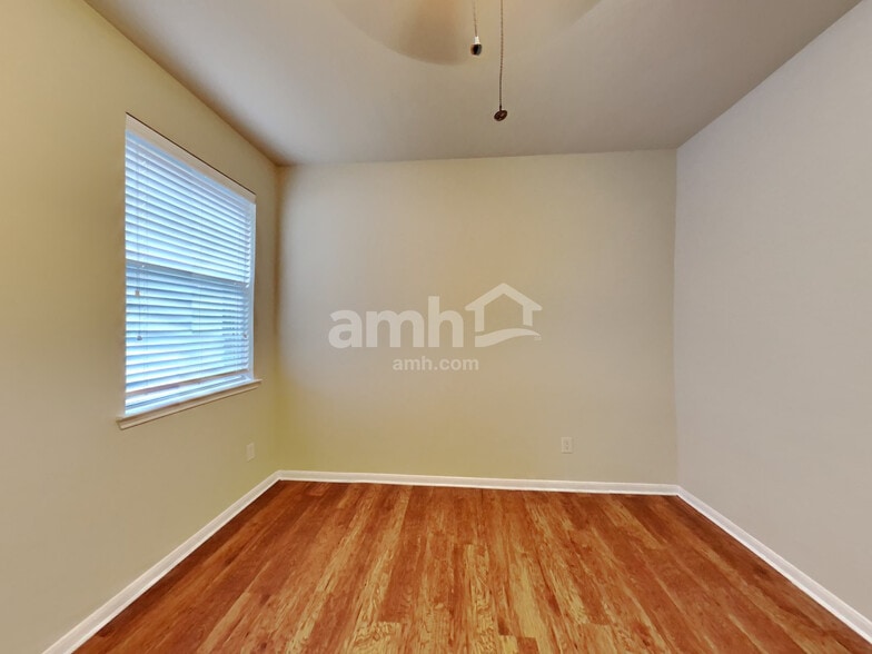 Building Photo - 14210 Merganser Dr