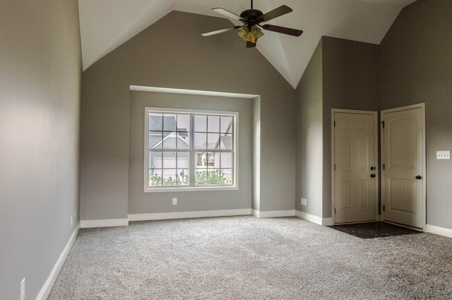 Building Photo - Pet Friendly Ranch Home!