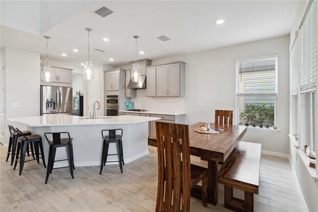 Building Photo - 5660 Blue Reef Pl