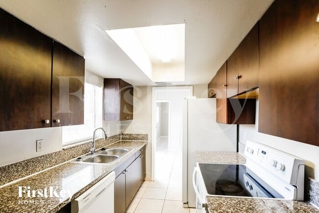 Building Photo - 6621 Pebble Beach