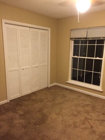 Building Photo - 210 Suffolk Dr