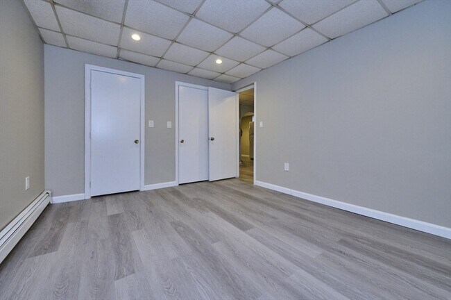 Building Photo - 25 Mendum St
