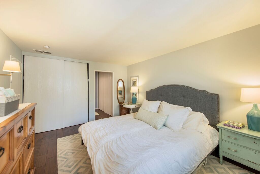 Building Photo - 1720 Ardmore Ave