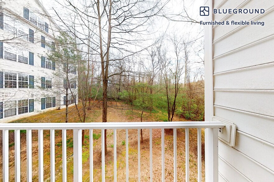 Building Photo - 14240 Alta Oaks Dr