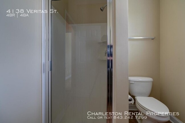 Building Photo - 4138 Veritas St