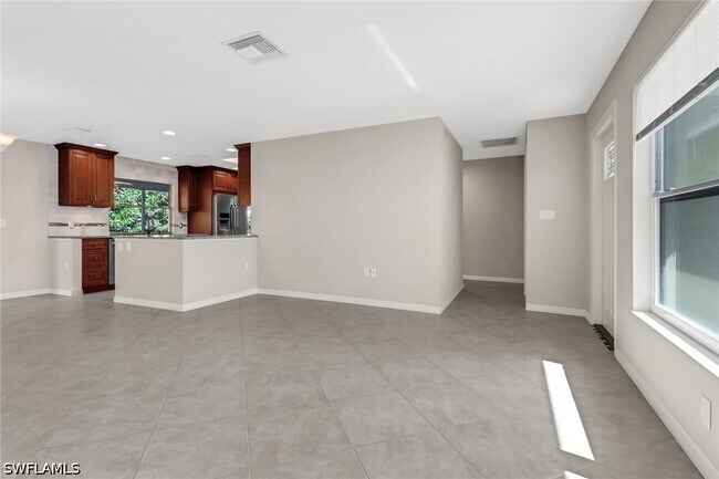Building Photo - 4472 Beechwood Lake Dr