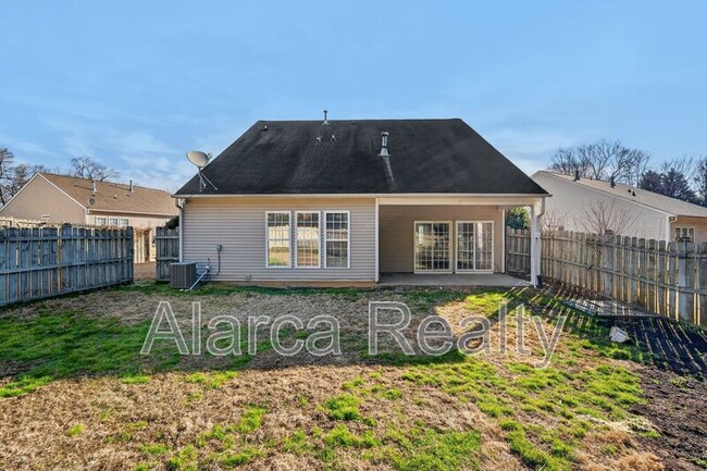 Building Photo - 10615 Poe Ct