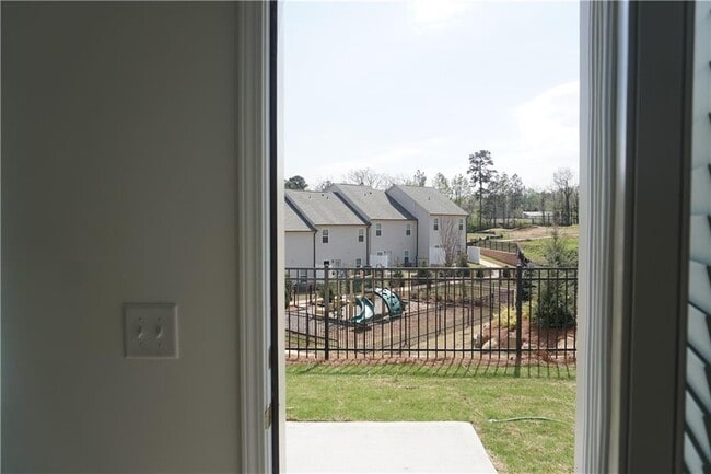 Building Photo - 6727 Armonia Dr