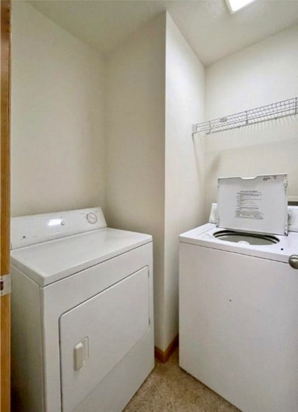 Building Photo - 2150 NE 18th St