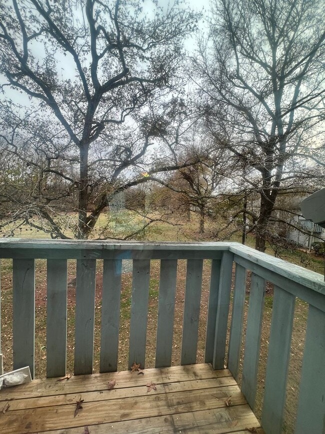 Building Photo - One bedroom for only $950.00